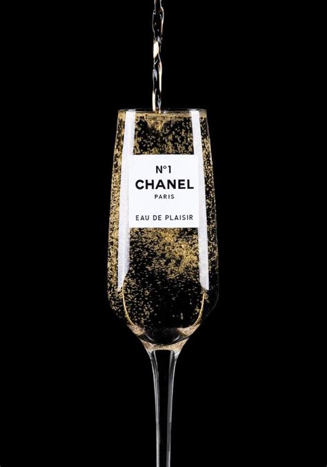 chanel no 6 glass